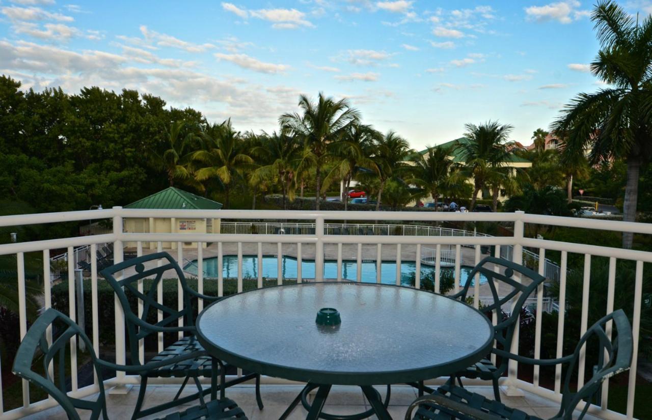 Sunrise Suites Resort Key West Room photo