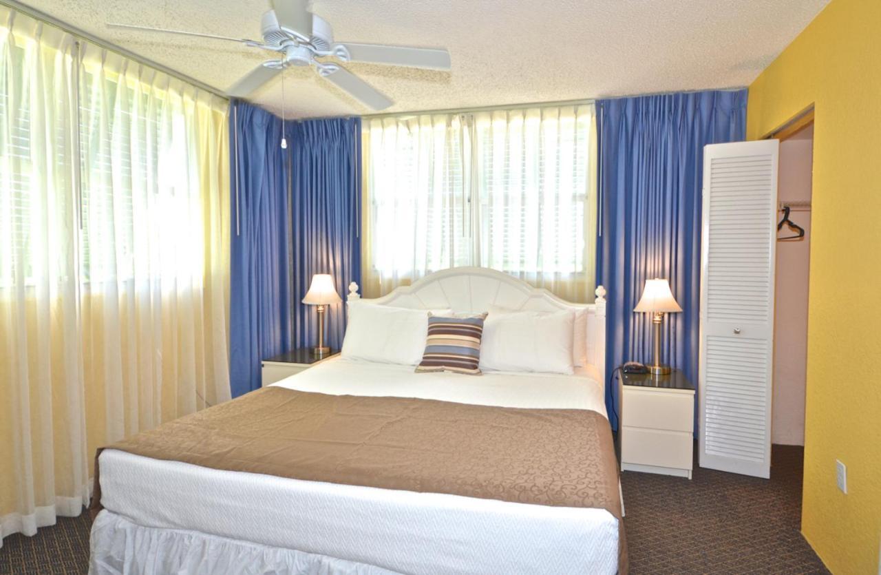 Sunrise Suites Resort Key West Room photo