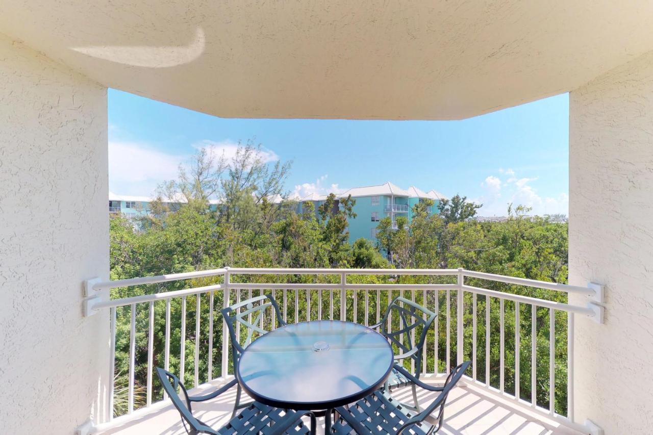 Sunrise Suites Resort Key West Room photo