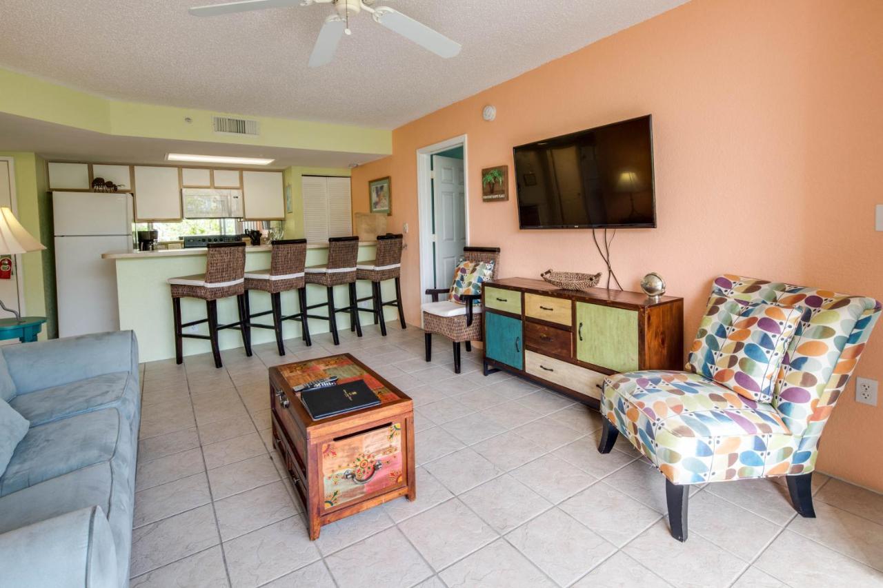 Sunrise Suites Resort Key West Room photo